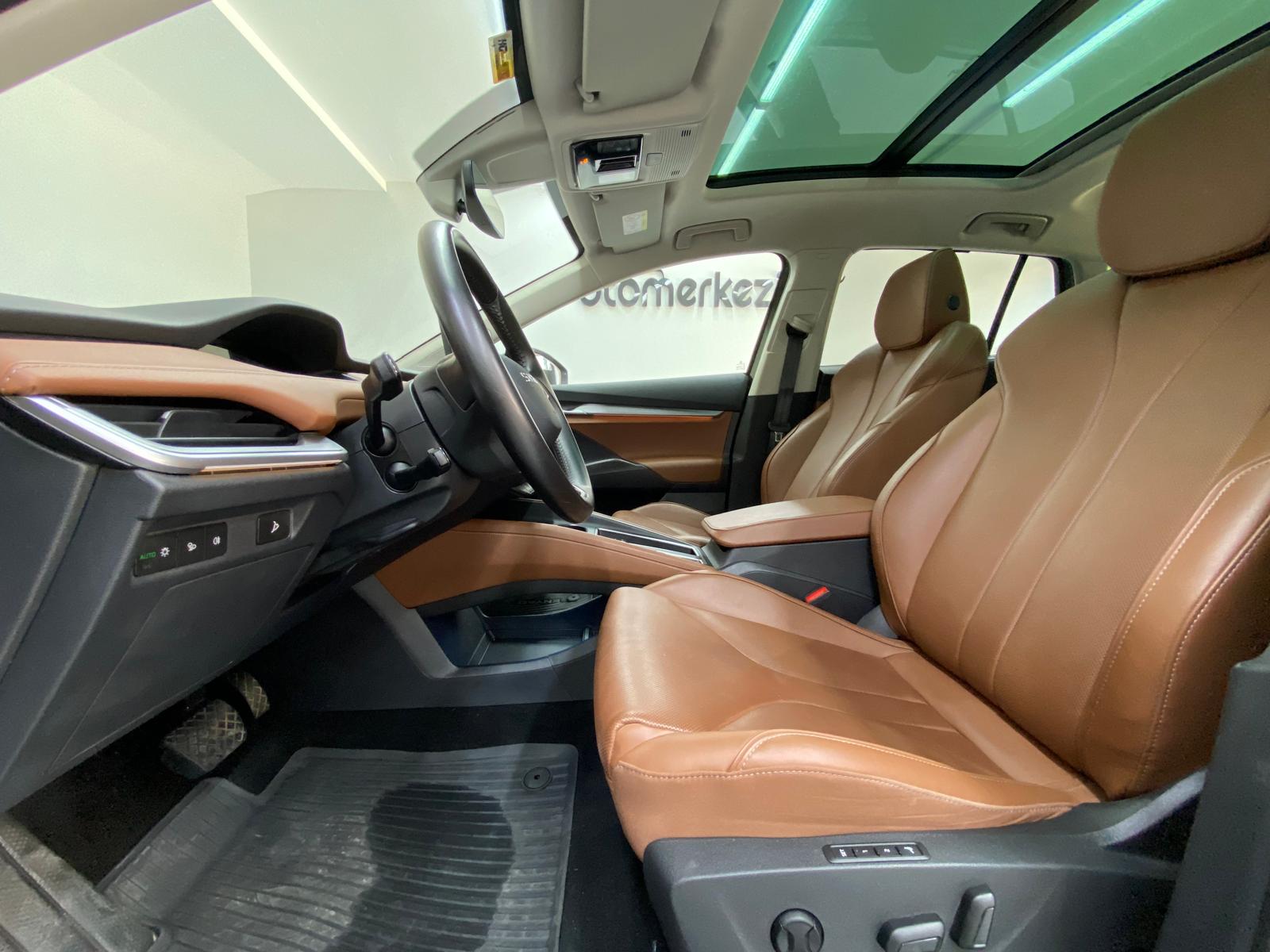 SKODA ENYAQ 18